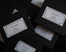 Encachette×Ouca